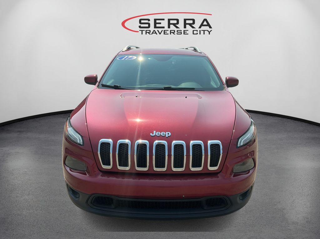 Used 2017 Jeep Cherokee Latitude with VIN 1C4PJMCB6HW658687 for sale in Traverse City, MI