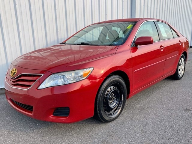 2011 Toyota Camry LE photo 6