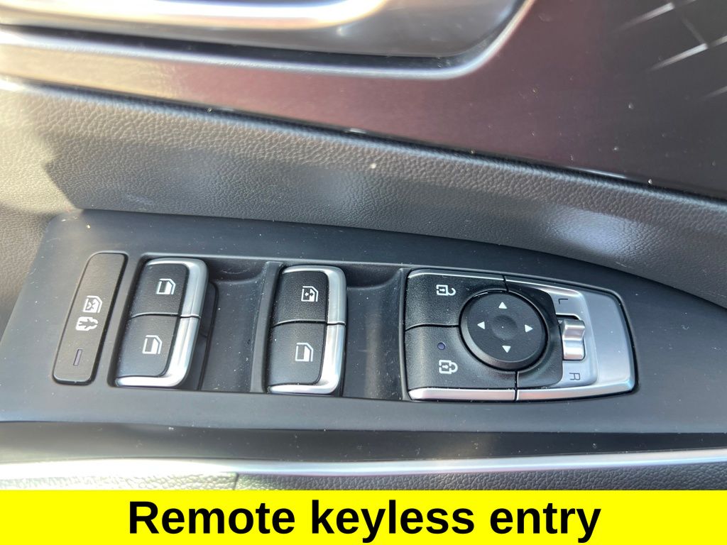 2023 Kia Sorento LX photo 13