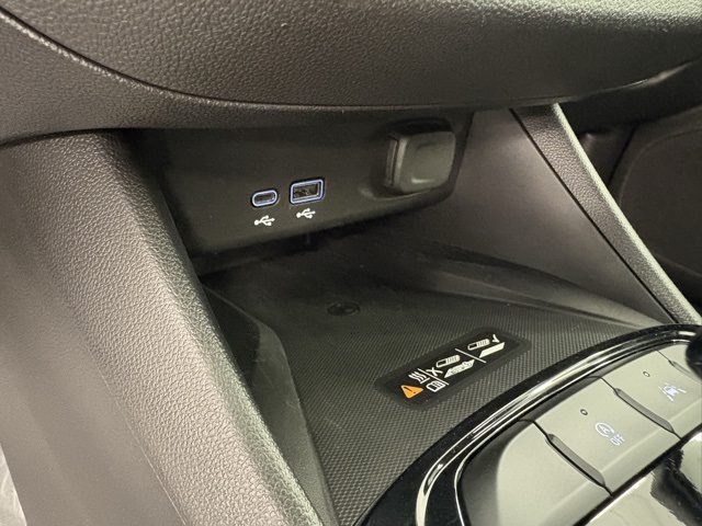 2025 Buick Envista Avenir photo 13