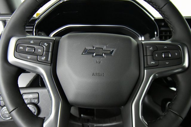 2026 Chevrolet Silverado 1500 RST photo 2