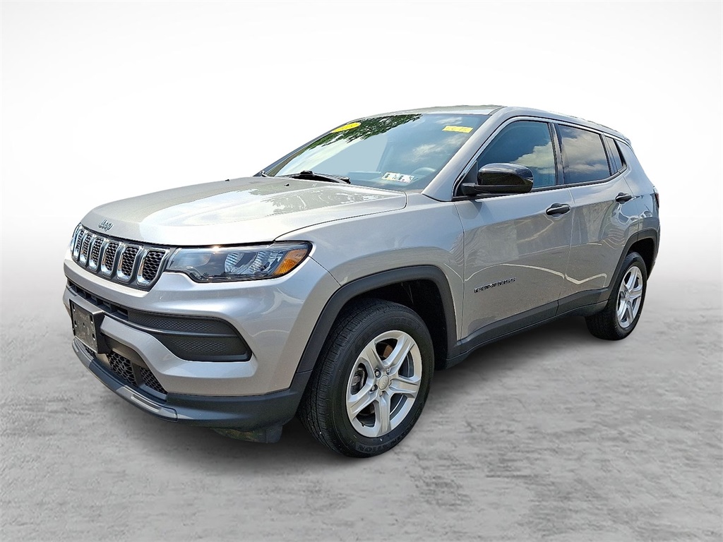 2023 Jeep Compass Sport photo 3