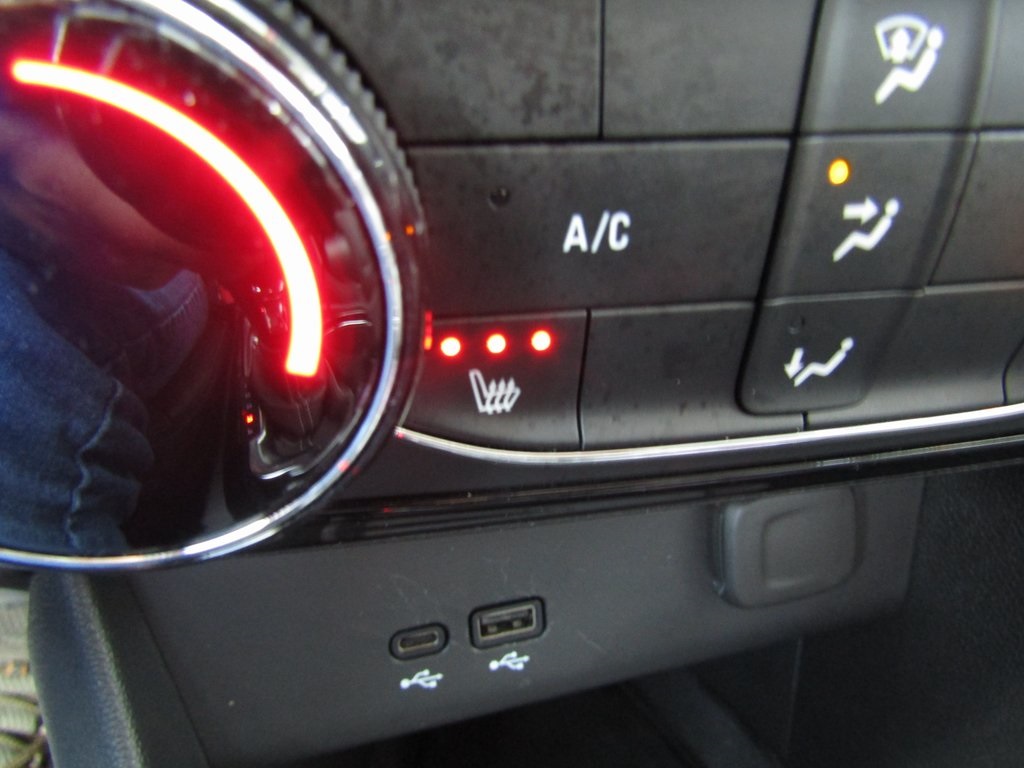 2024 Buick Encore GX Sport Touring photo 22