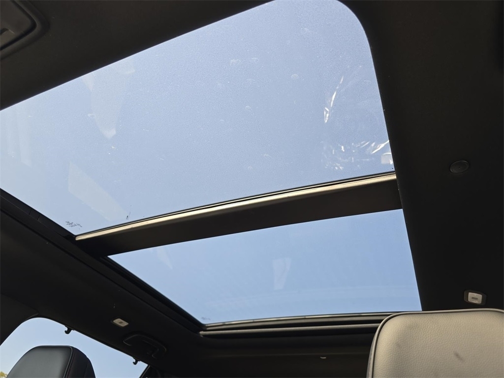 2025 Honda Pilot Black Edition photo 2