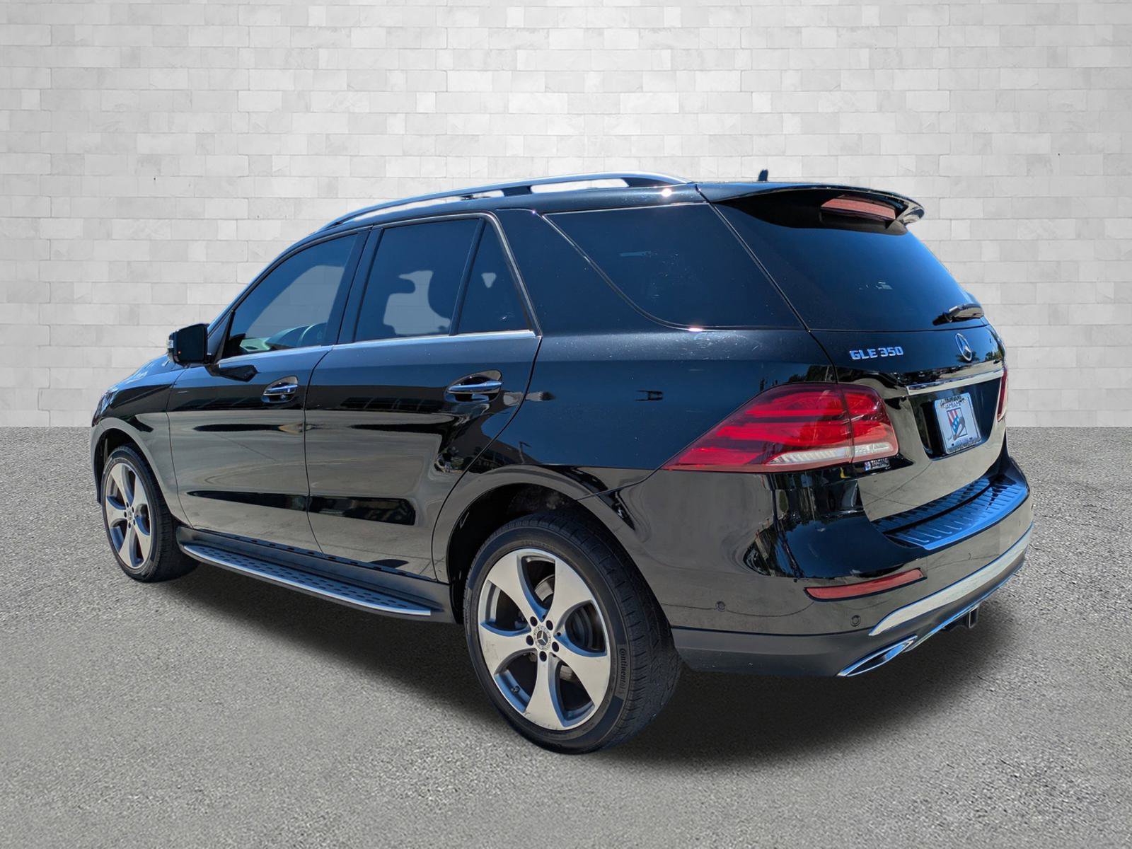 2017 Mercedes Benz GLE 350 4MATIC photo 4