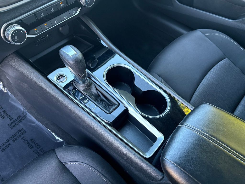 2024 Nissan Altima 2.5 SV photo 21