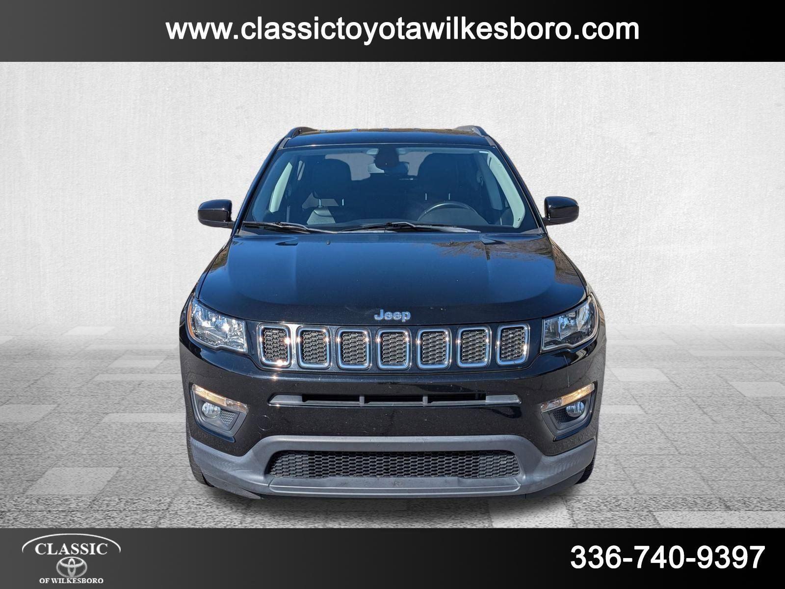 2020 Jeep Compass Latitude photo 2