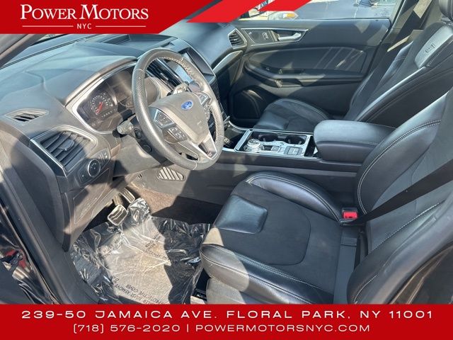 2020 Ford Edge ST photo 20