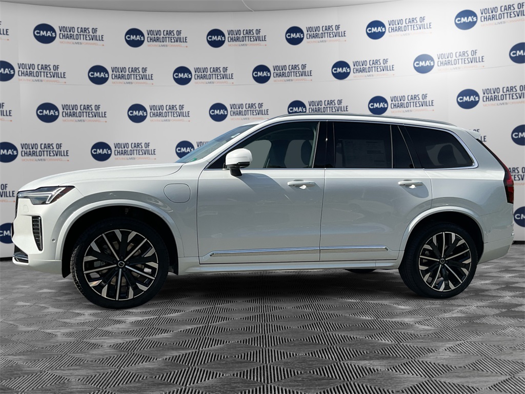 2025 Volvo XC90 Recharge T8 Plus photo 2
