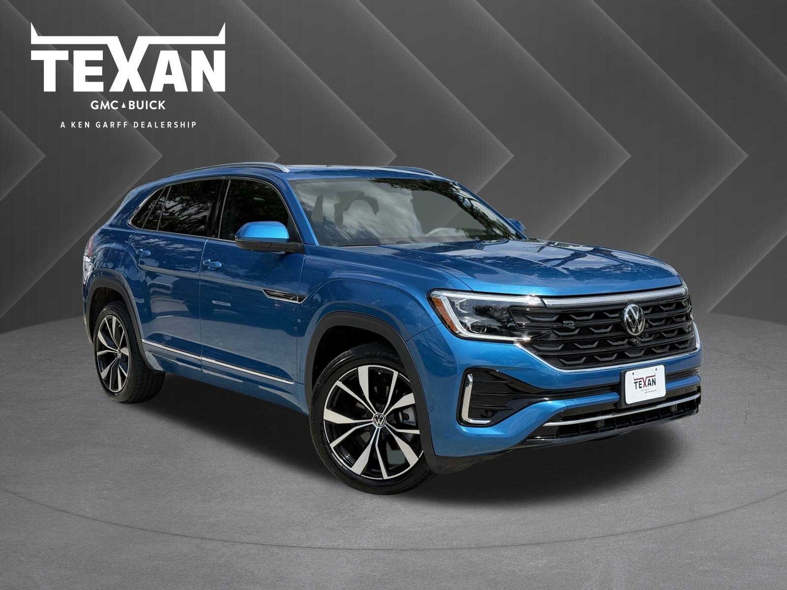 2025 Volkswagen Atlas Cross Sport SEL Premium R-LINE's photo