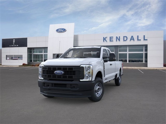 2025 Ford F-250 photo 2