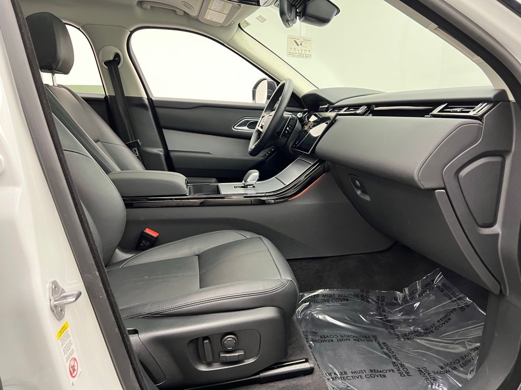 2024 Land Rover Range Rover Velar S photo 29