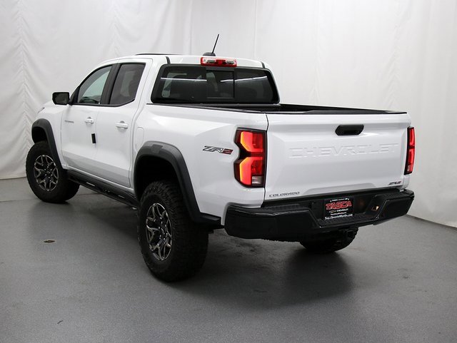 2026 Chevrolet Colorado ZR2 photo 9