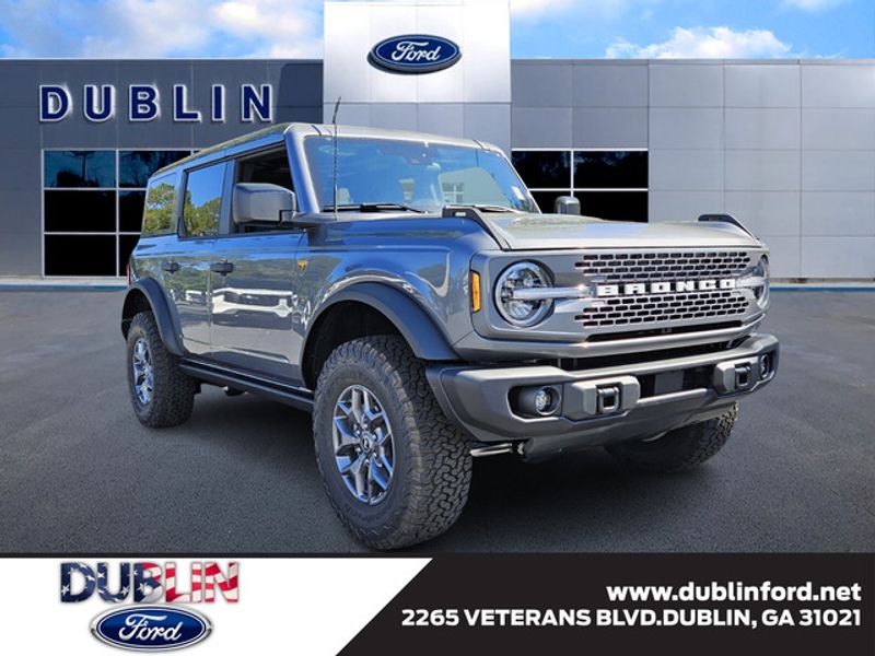 2025 Ford Bronco 4-Door Badlands's photo