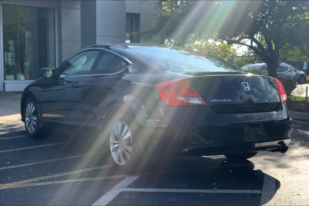 2012 Honda Accord LX photo 10