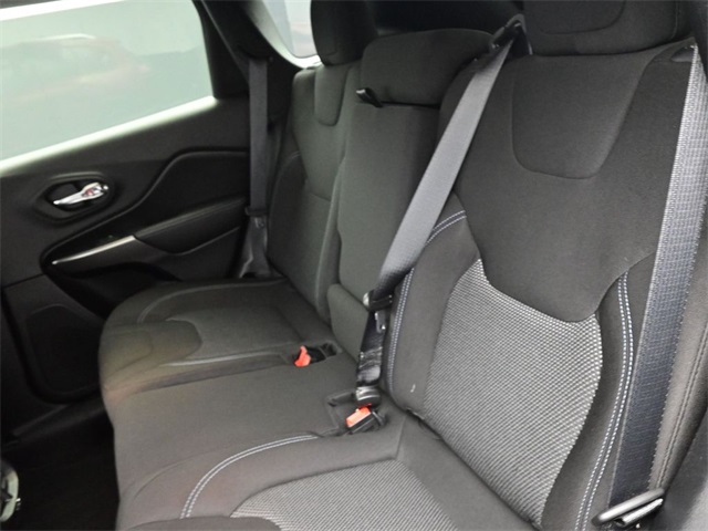 2020 Jeep Cherokee Latitude photo 12
