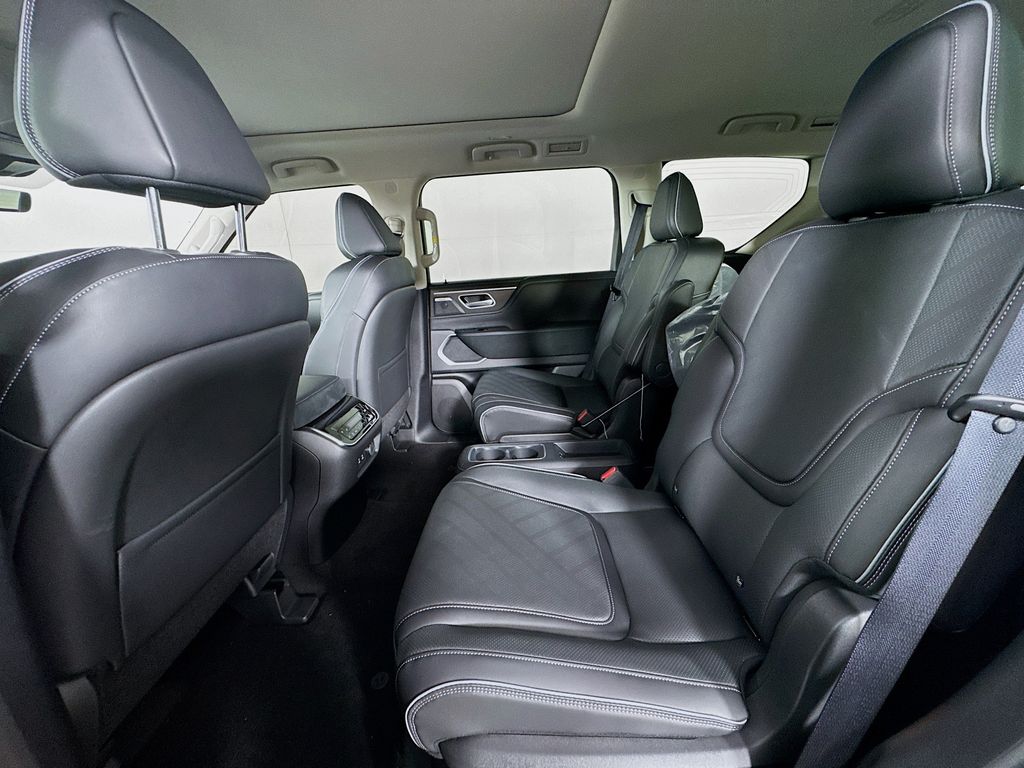 2025 Infiniti QX80 Luxe photo 27