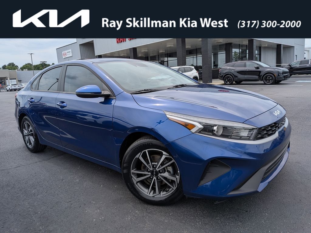 2023 Kia Forte LXS's photo