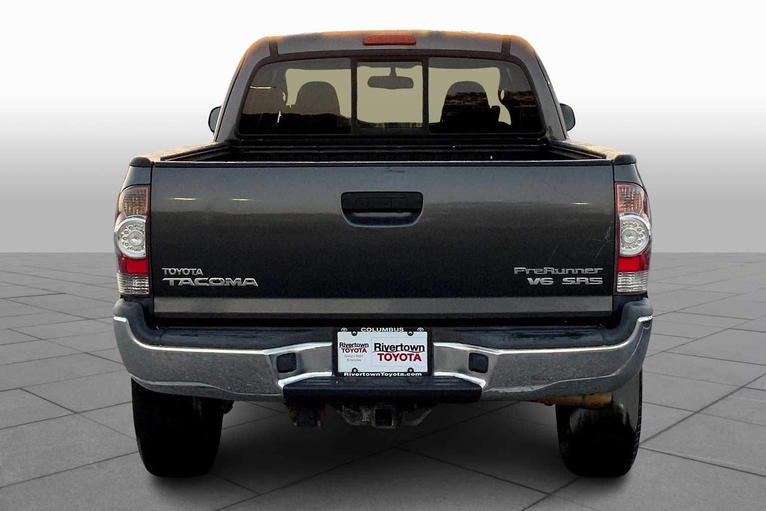 2011 Toyota Tacoma PreRunner Access Cab V6 photo 4