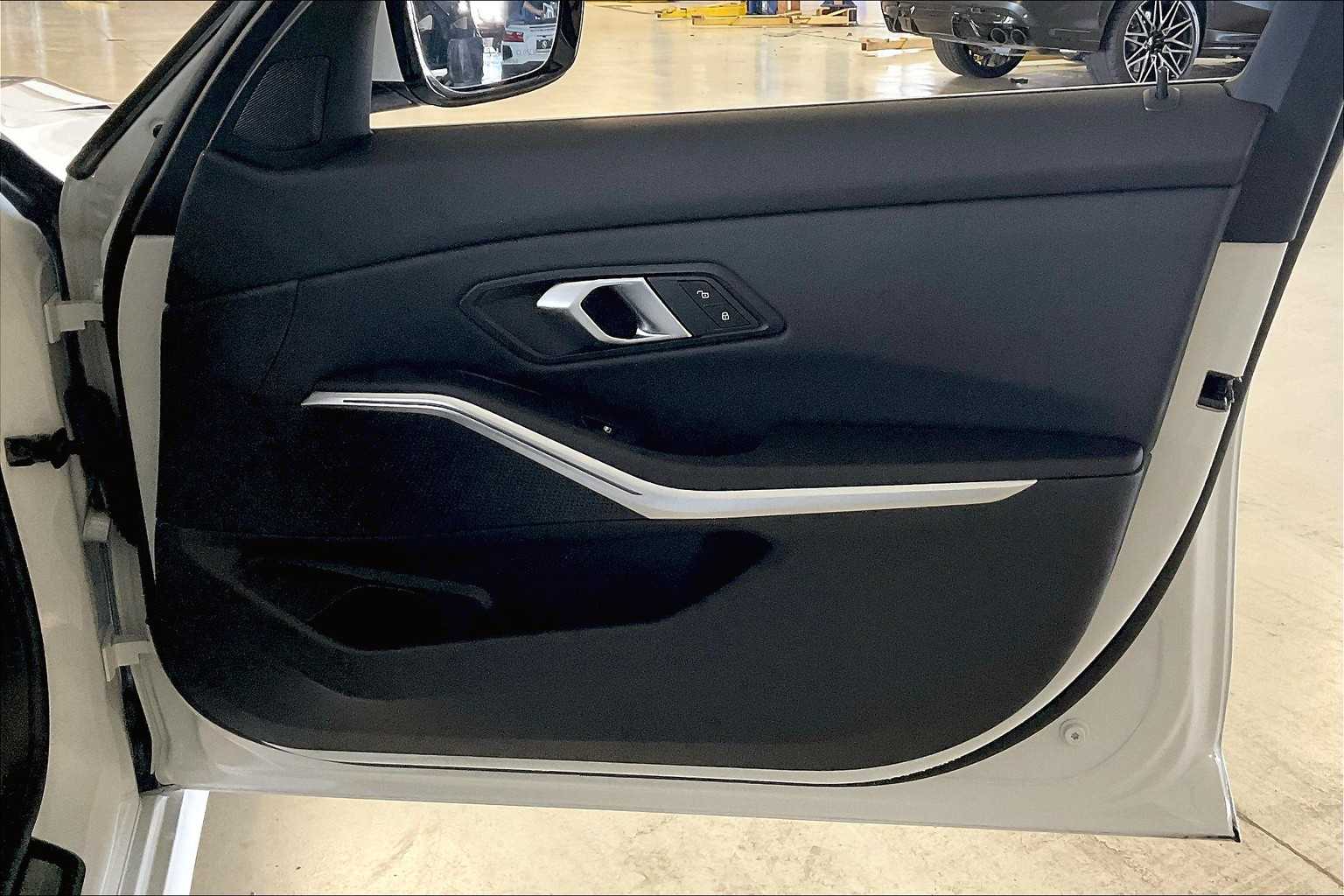 2024 Bmw 330i Sedan photo 21