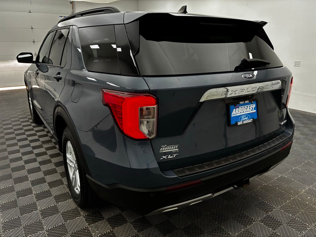 2021 Ford Explorer XLT photo 12