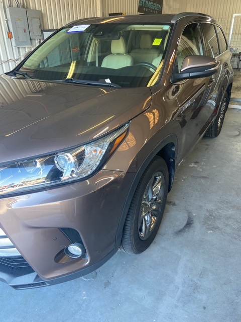 2018 Toyota Highlander Hybrid Limited photo 3