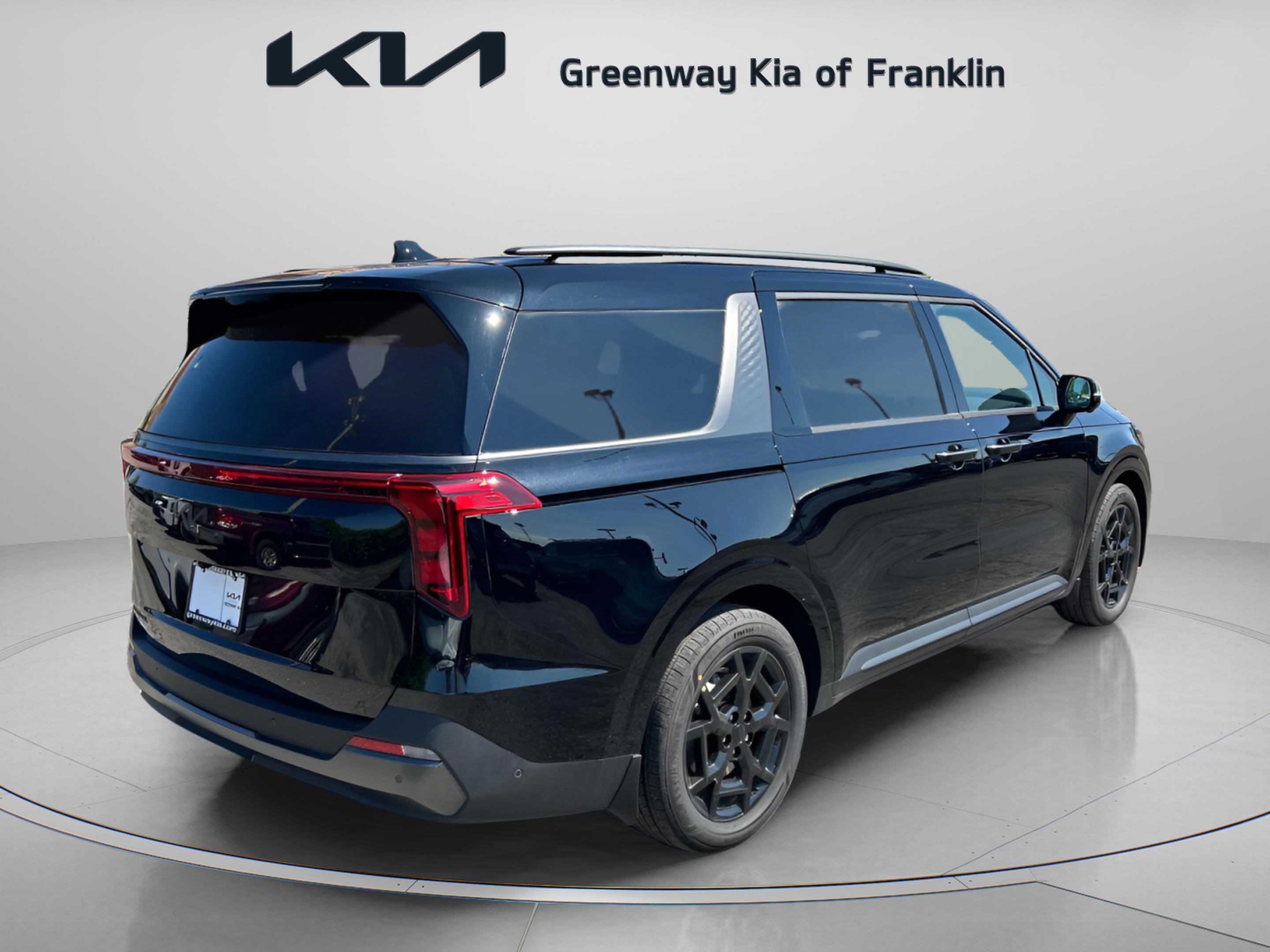 2026 Kia Carnival SX photo 7