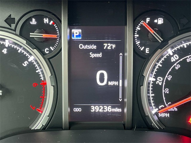 2024 Toyota 4Runner TRD Off-Road photo 36