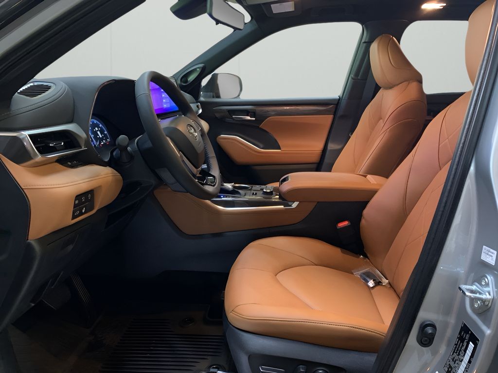 2025 Toyota Highlander XLE XSE Platinum Limited photo 9
