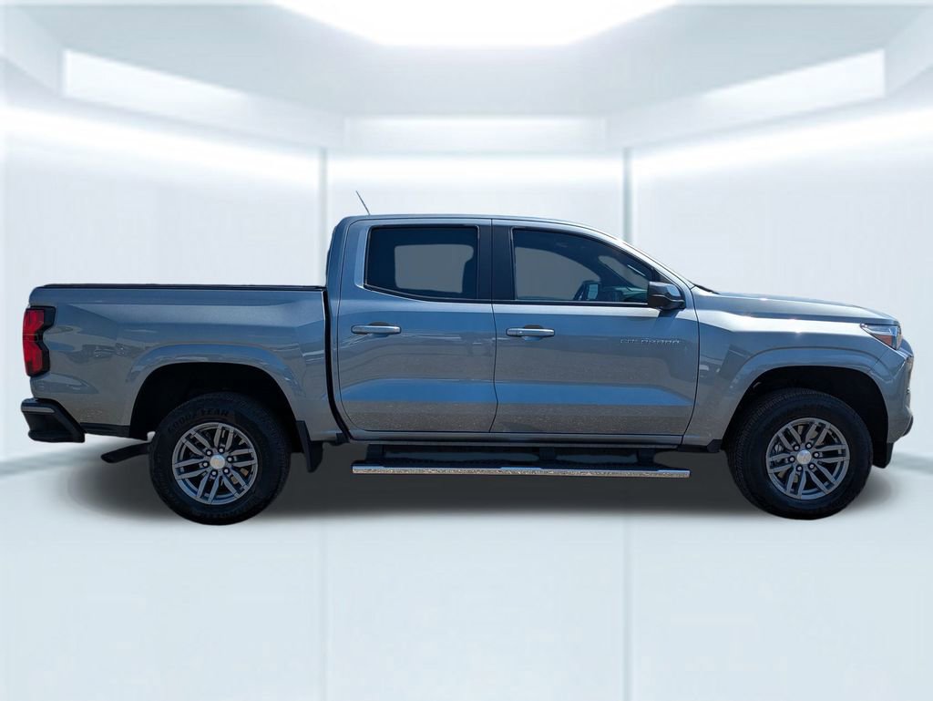 2023 Chevrolet Colorado LT photo 6