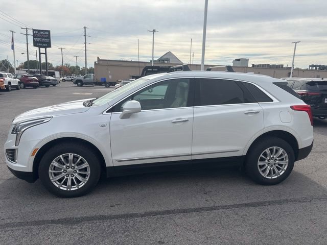 2017 Cadillac XT5 Base photo 3