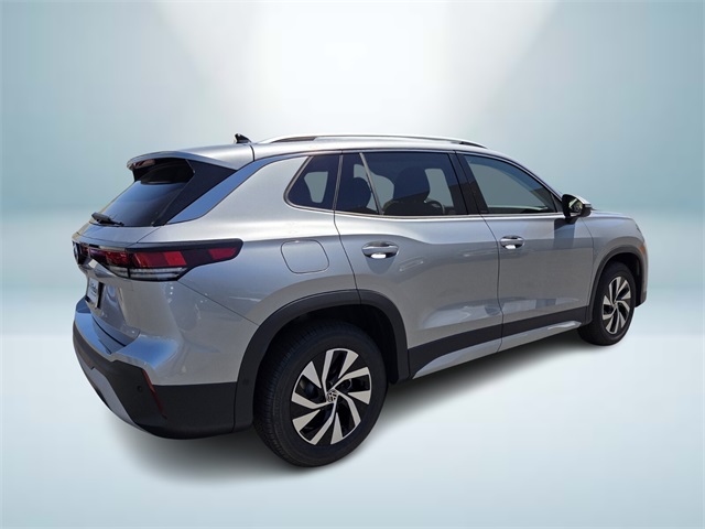 2025 Volkswagen Tiguan S photo 3