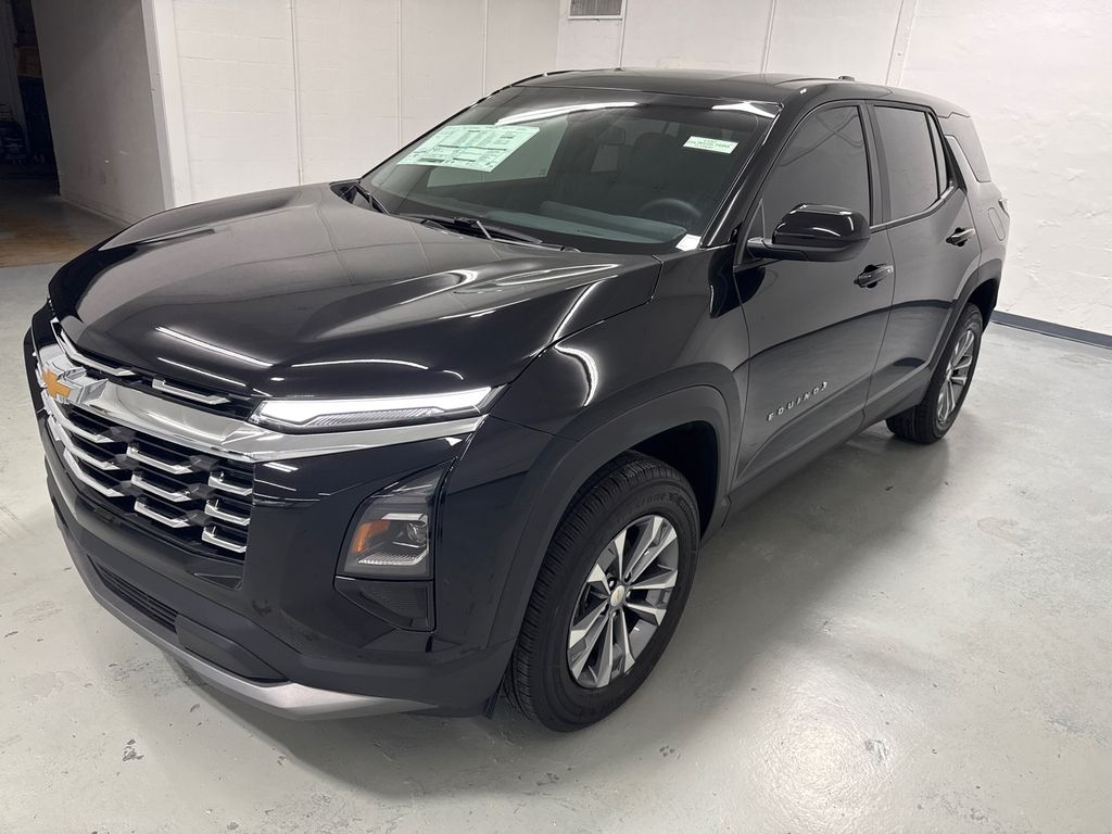 2026 Chevrolet Equinox LT photo 3