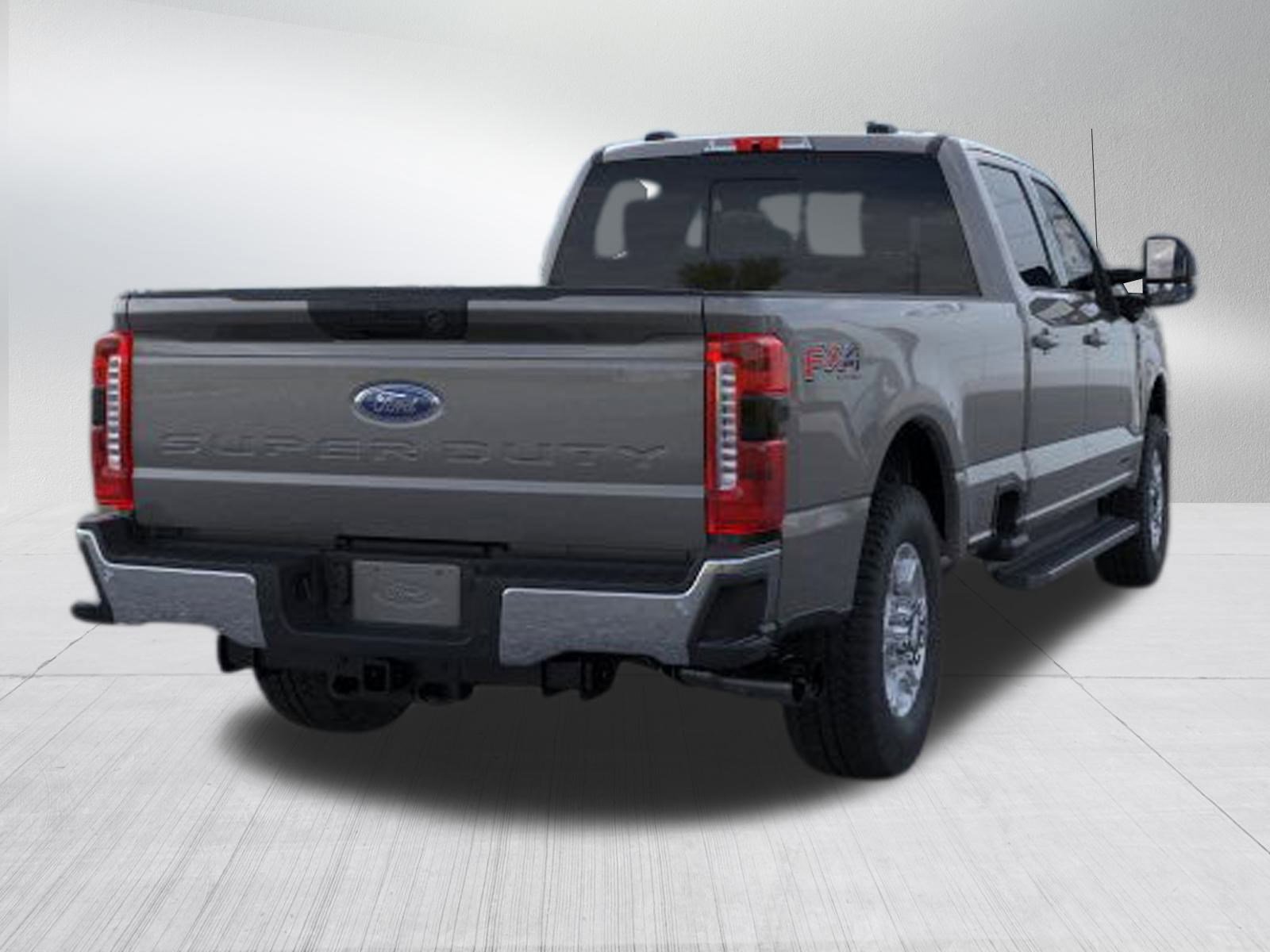 2026 Ford F-350 XLT photo 8
