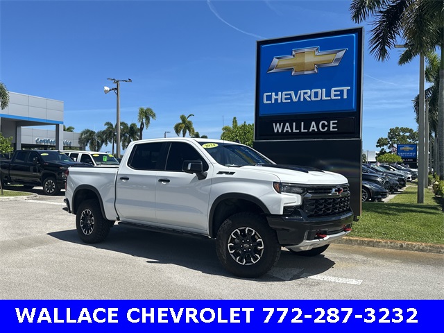 2024 Chevrolet Silverado 1500 ZR2's photo