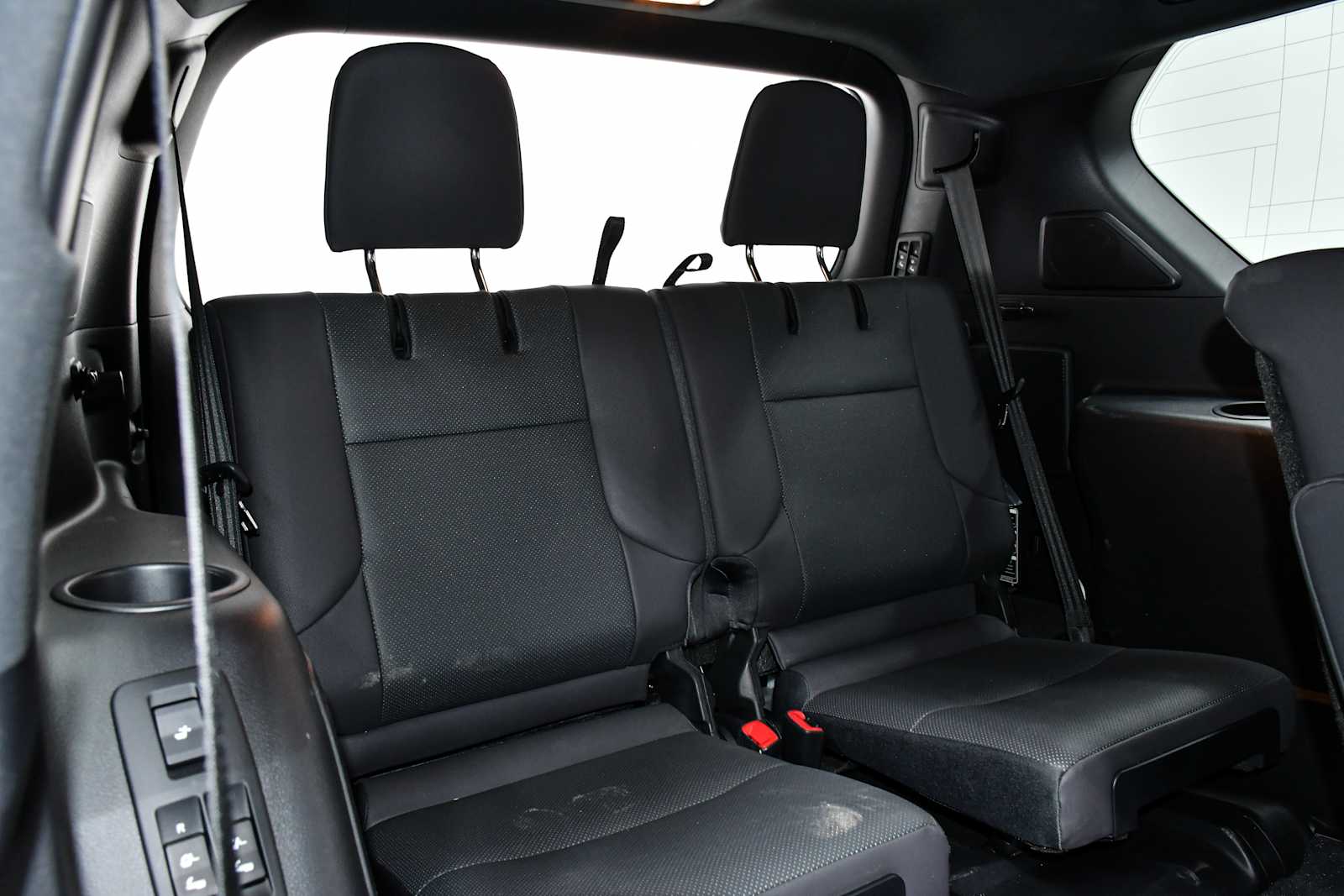 Certified Used 2023 Atomic Silver Lexus 460 Premium image 28