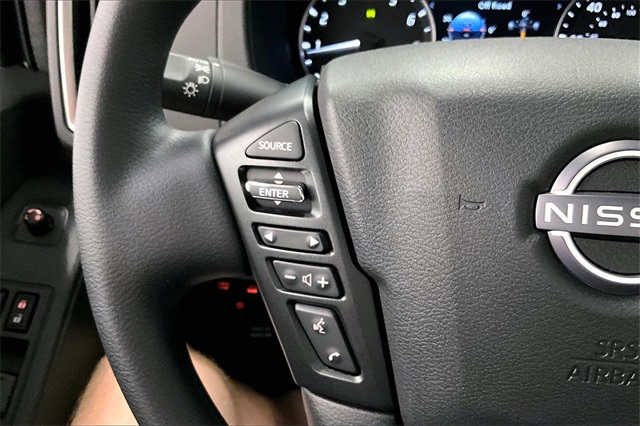 2025 Nissan Frontier SV photo 22