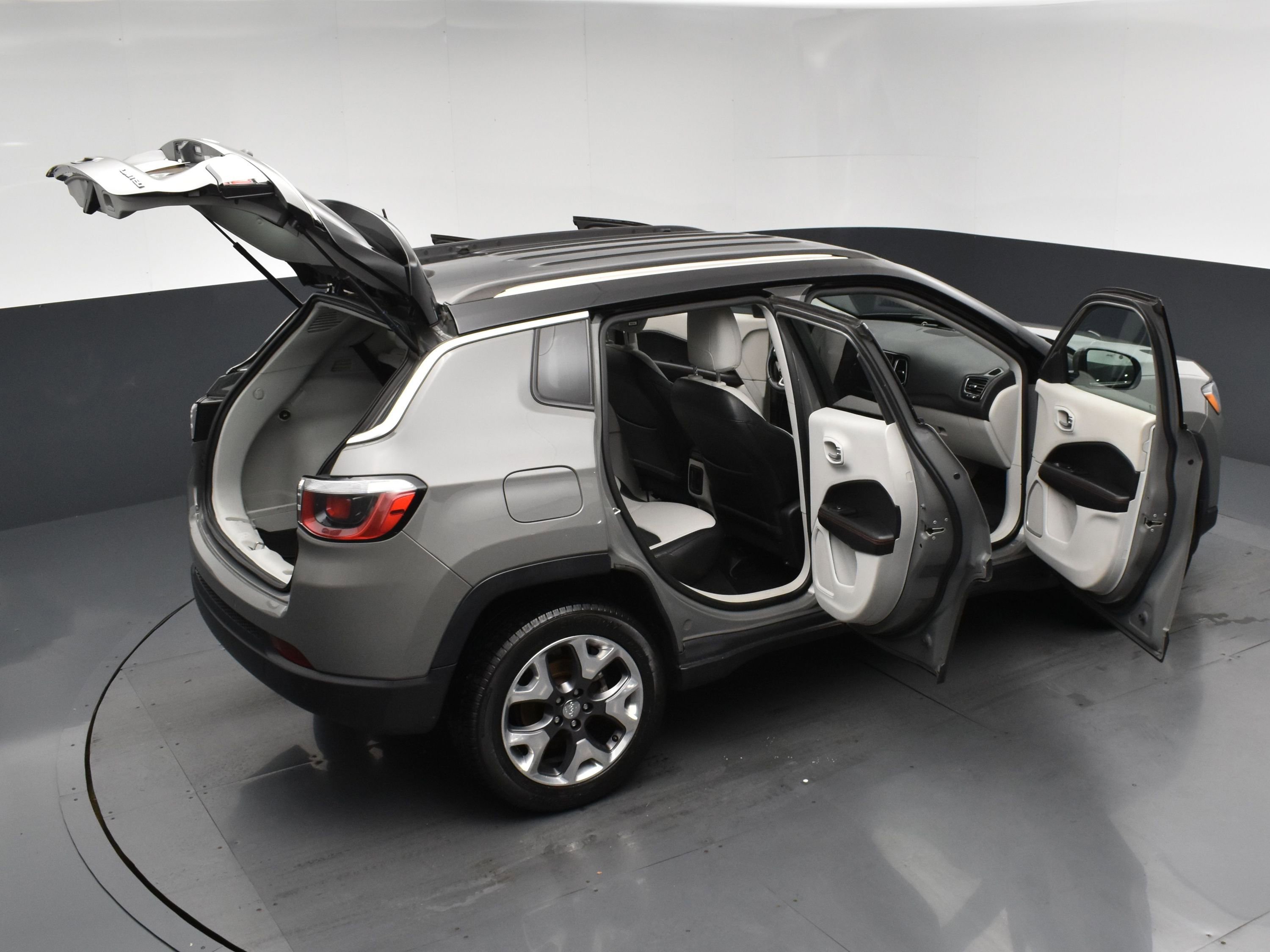 2019 Jeep Compass Limited photo 26