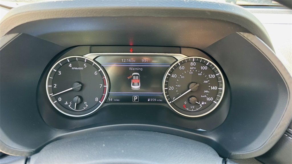 2025 Nissan Sentra SV photo 17