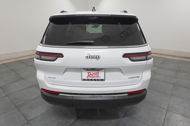 2025 Jeep Grand Cherokee Limited photo 3