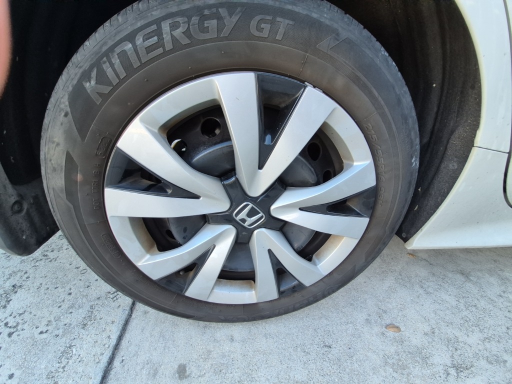 2023 Honda Civic LX photo 2