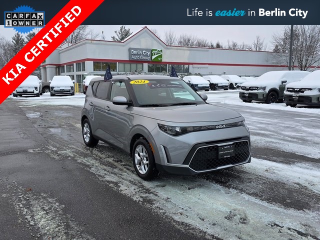 2024 Kia Soul LX's photo