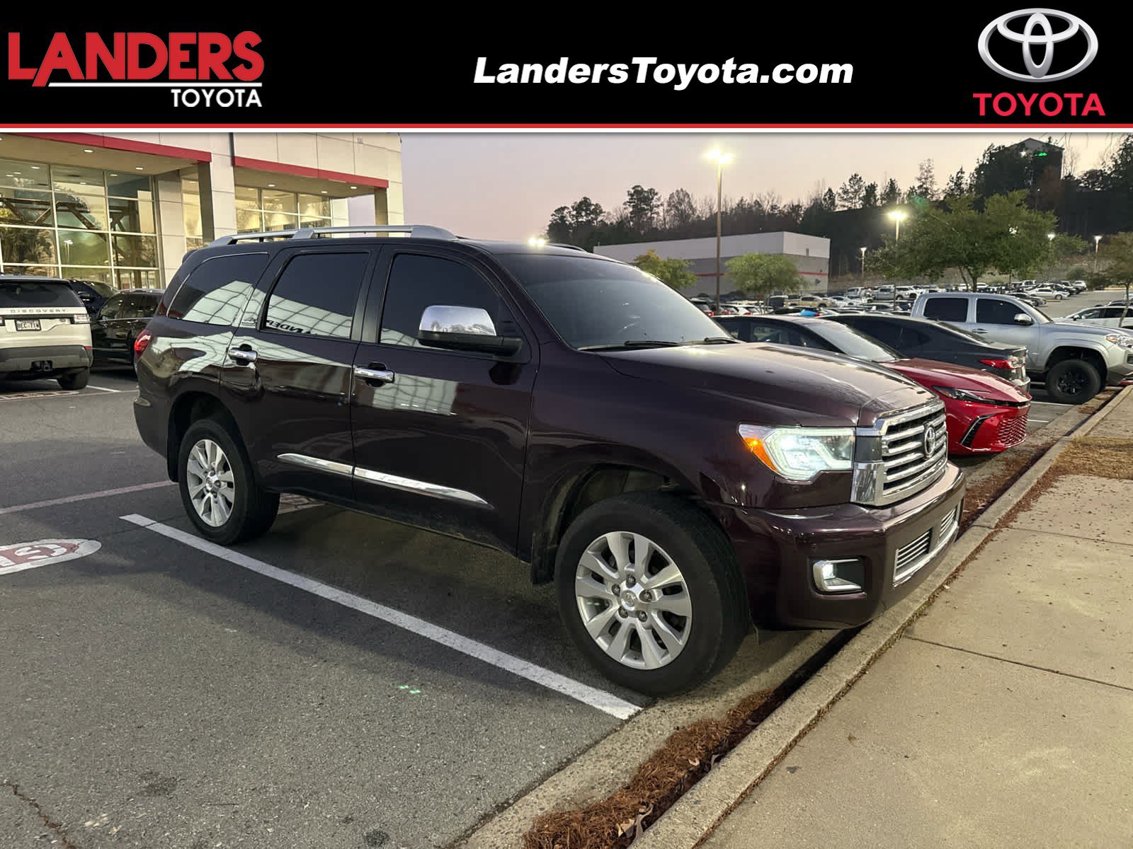 2019 Toyota Sequoia Platinum's photo