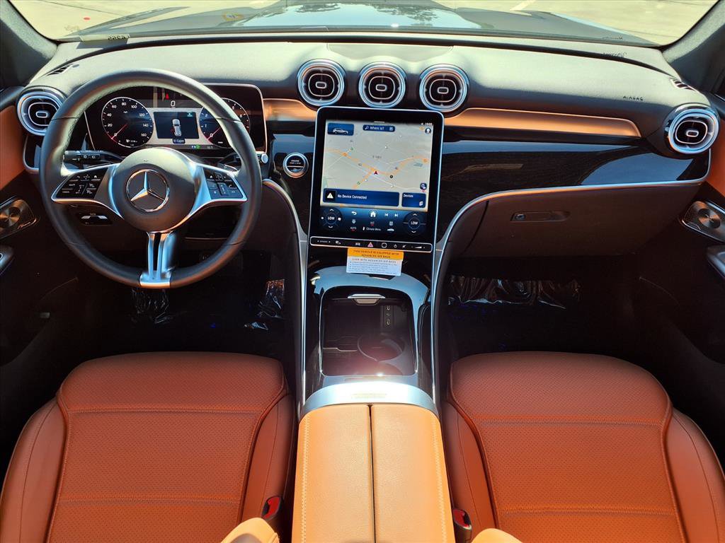 2025 Mercedes Benz GLC 300 4MATIC photo 4