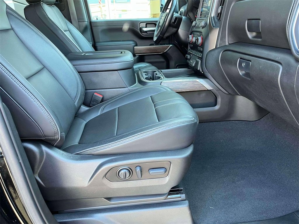 2022 Chevrolet Silverado 2500HD High Country photo 21