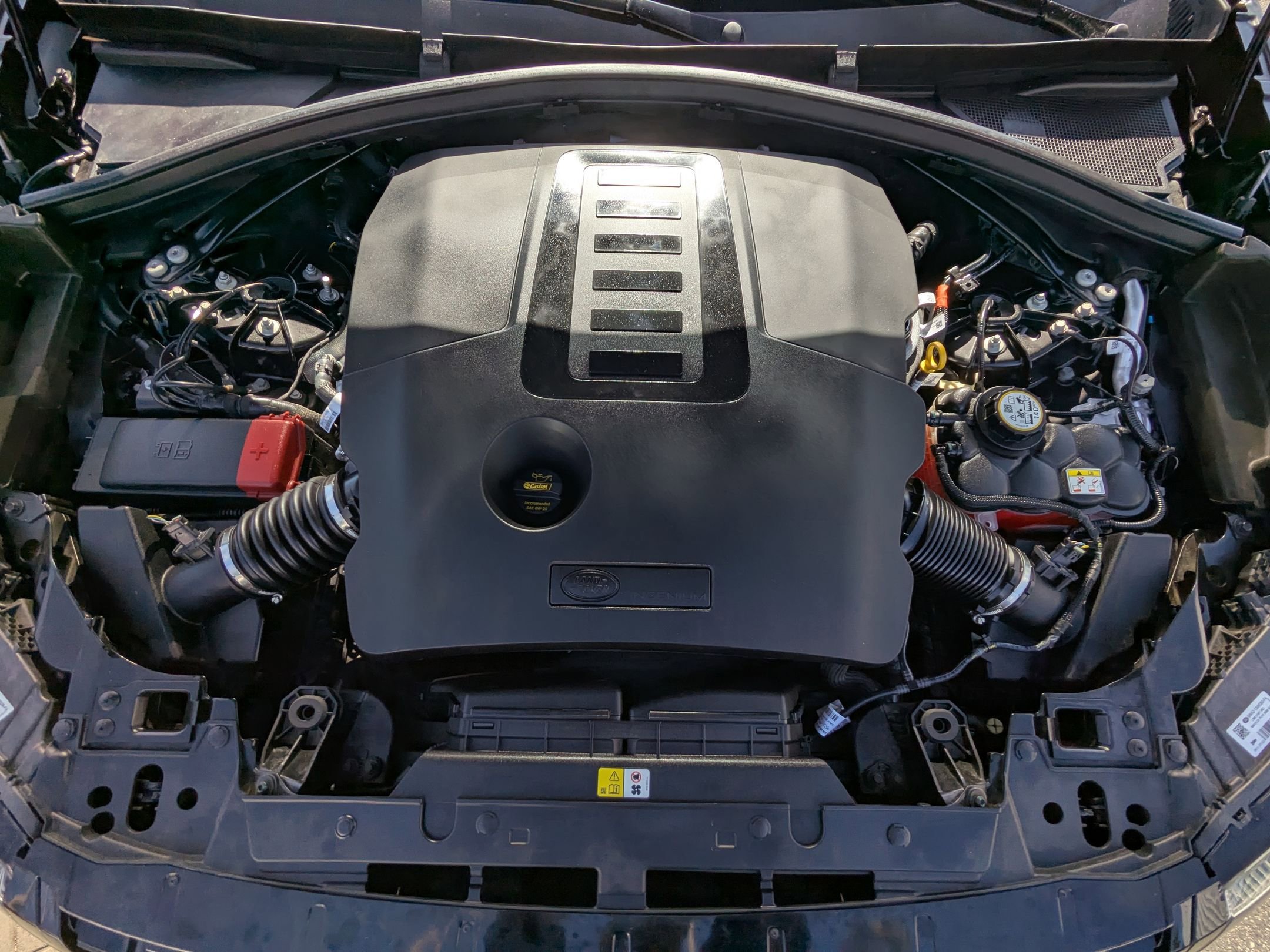 2023 Land Rover Range Rover Velar R-Dynamic S photo 21