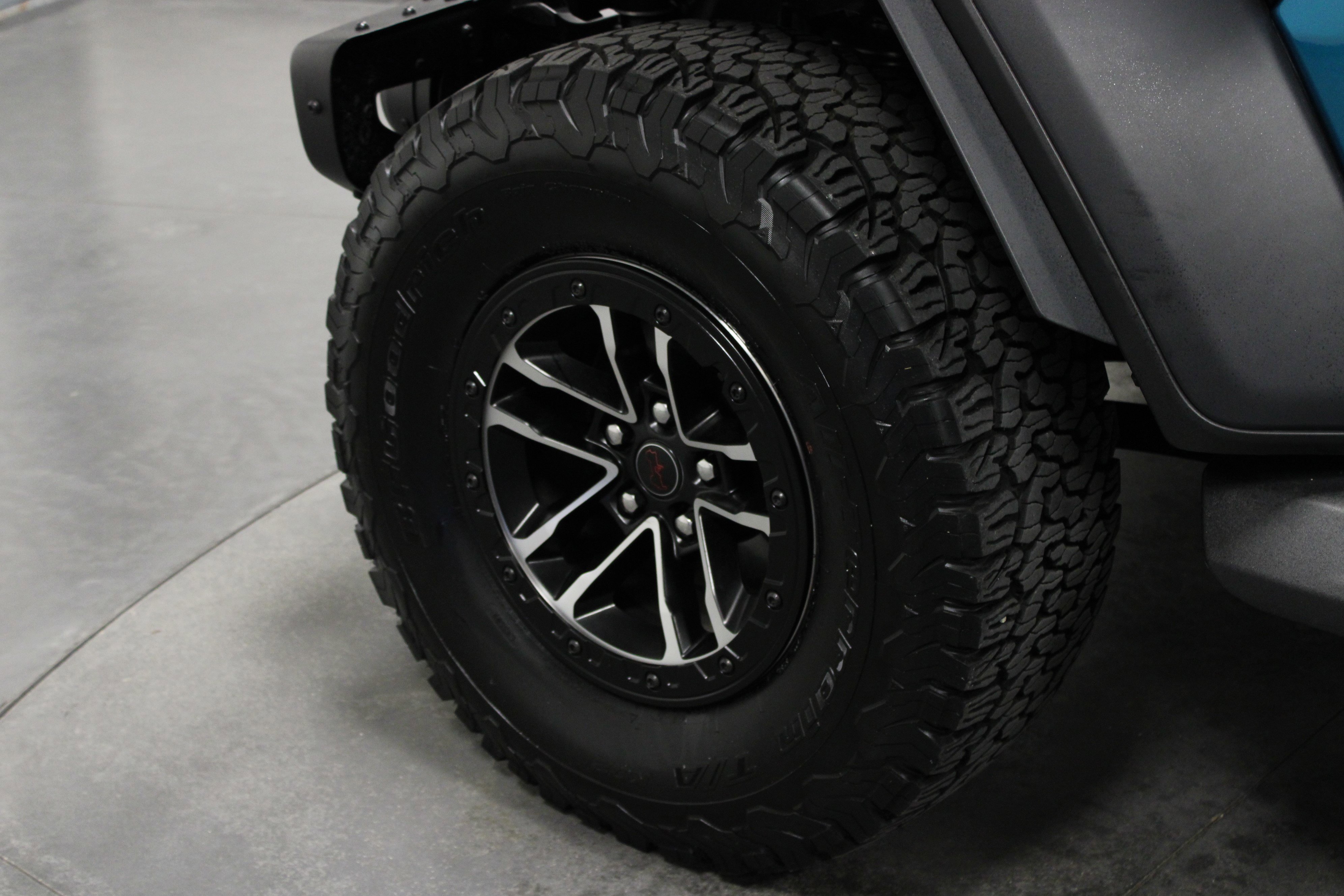 2024 Jeep Wrangler Rubicon photo 9