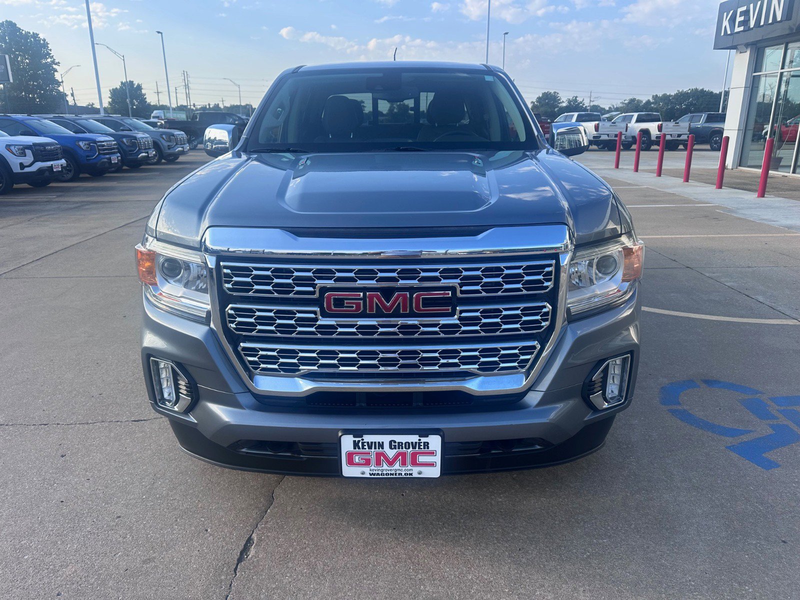 2021 Gmc Canyon Denali photo 2