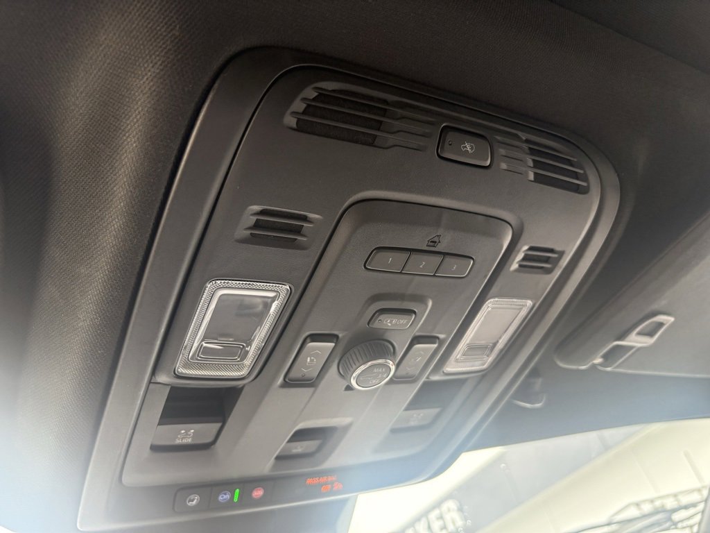 2023 Cadillac Escalade Sport photo 30