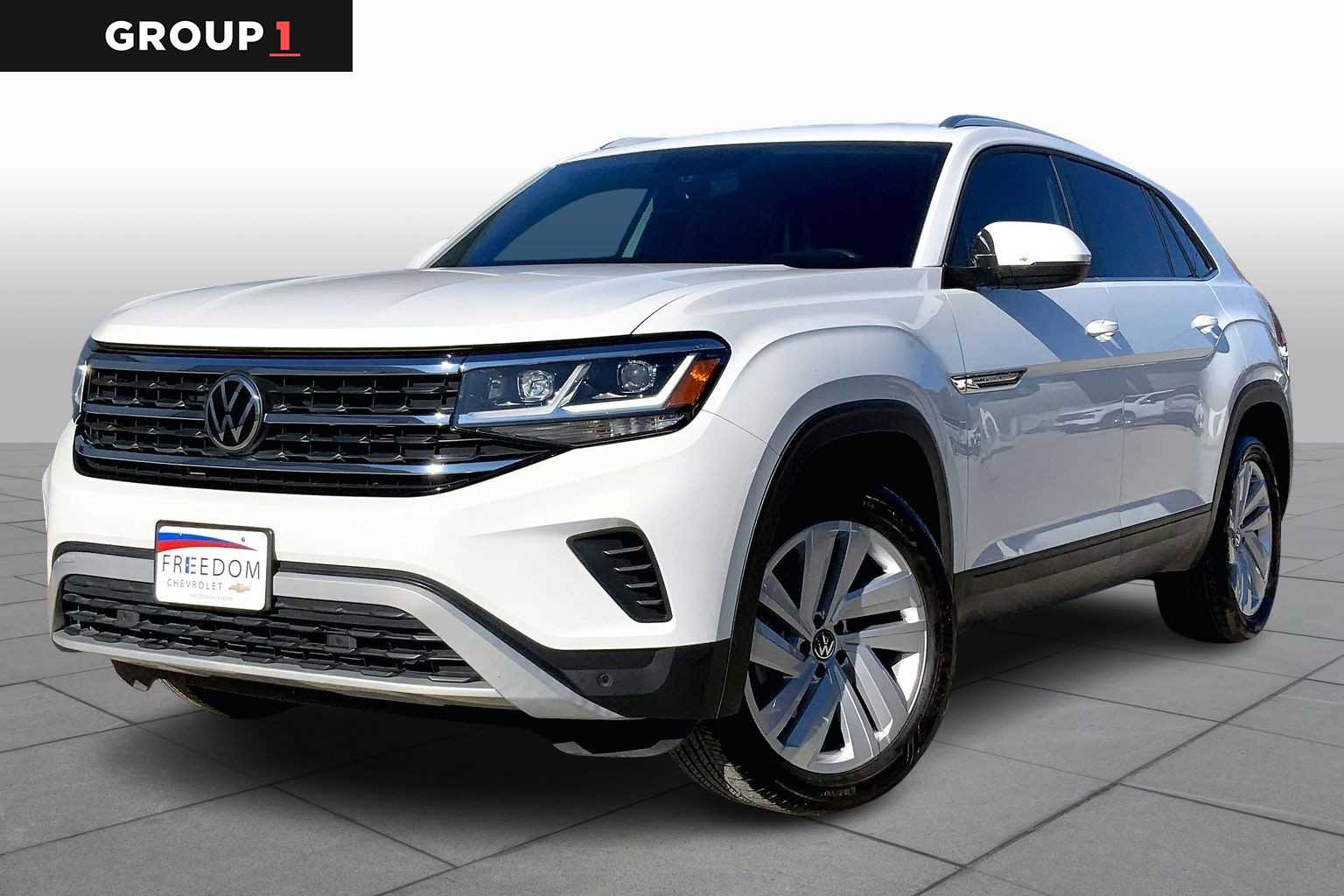 2023 Volkswagen Atlas Cross Sport SE w/Tech's photo